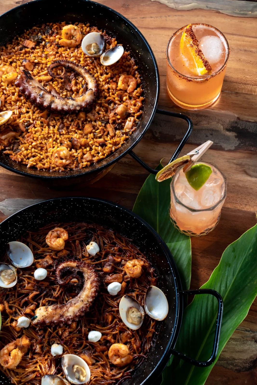 PAELLA 16-17$ FIDEUA 15$(POR PERSONA))